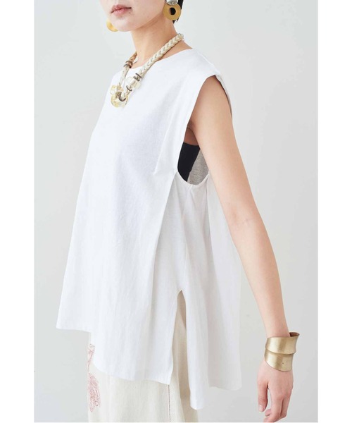 MEDE19F(メデジュウキュウ)の「MEDE19F タック遣いのフレンチスリーブコットントップス(Tシャツ/カットソー・レディース・ベージュ/ホワイト/ブラック・L/M/LL)」の12枚目の写真