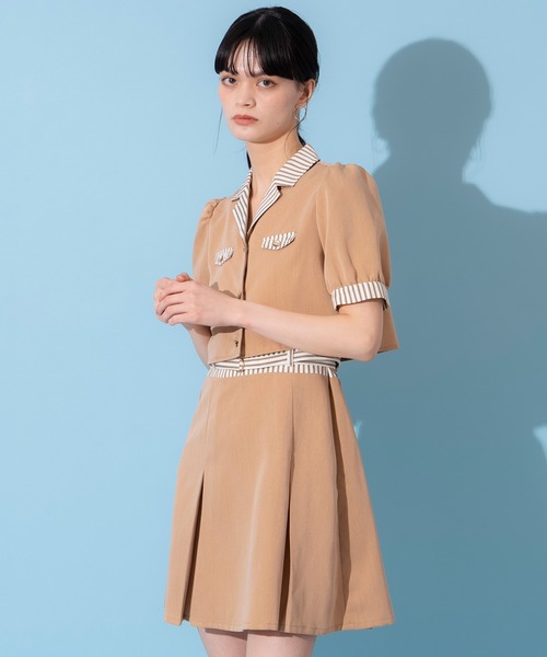 REDYAZEL（レディアゼル）の「ストライプアクセントショートジャケット×ワンピース（セットアップ・レディース・ネイビー/ブラウン/ブルー・FREE）」の21枚目の写真