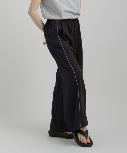 GEORGE'S(ジョージズ)の「カラーブロックパンツ(その他パンツ・レディース・アイボリー系/ネイビー系/ブラック系・SMALL/MEDIUM)」の4枚目の写真