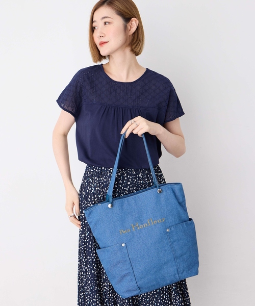 Petit Honfleur（プチオンフルール）の「デニムトートバッグ【A4対応・ファスナーあり】（トートバッグ・レディース・ネイビー/ブルー・フリー）」の21枚目の写真