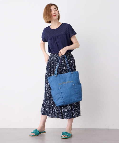 Petit Honfleur（プチオンフルール）の「デニムトートバッグ【A4対応・ファスナーあり】（トートバッグ・レディース・ネイビー/ブルー・フリー）」の19枚目の写真