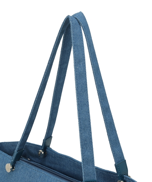 Petit Honfleur（プチオンフルール）の「デニムトートバッグ【A4対応・ファスナーあり】（トートバッグ・レディース・ネイビー/ブルー・フリー）」の7枚目の写真