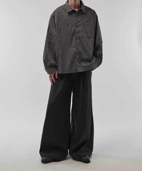 Lui's(ルイス)の「【Neucon/ニューコン】レイヤードデザインストライプオーバーサイズシャツ(シャツ/ブラウス・メンズ・ブラック/ベージュ・2/1)」の3枚目の写真