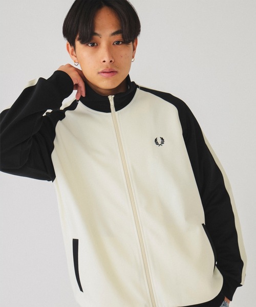 Fred Perryフレッドペリー ベージュ トラックジャケット ジャージ FRED PERRY（フレッドペリー）の「[FRED PERRY/フレッドペリー