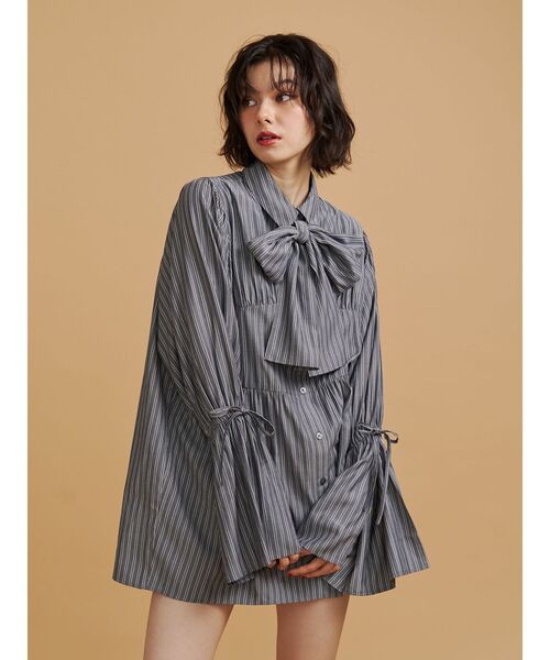 jouetie（ジュエティ）の「リボンタイチュニックシャツ（シャツ/ブラウス・レディース・ブラック/オフホワイト/グレー・MEDIUM）」の10枚目の写真