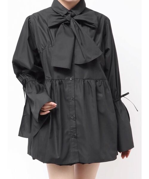 jouetie（ジュエティ）の「リボンタイチュニックシャツ（シャツ/ブラウス・レディース・ブラック/オフホワイト/グレー・MEDIUM）」の7枚目の写真