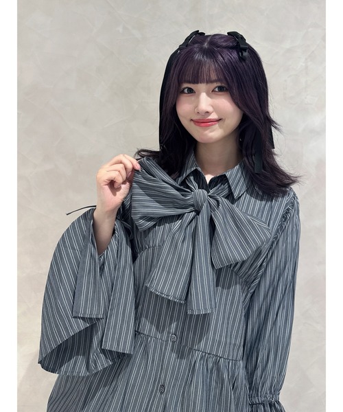 jouetie（ジュエティ）の「リボンタイチュニックシャツ（シャツ/ブラウス・レディース・ブラック/オフホワイト/グレー・MEDIUM）」の16枚目の写真