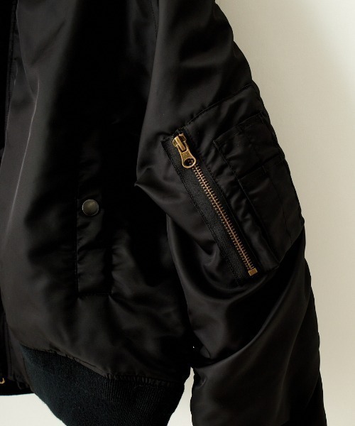 MILITARY（ミリタリー）の「[MILITARY/ミリタリー] N-2B オーバーサイズフライトジャケット（ミリタリージャケット・レディース・カーキ/ブラック・S/XS/L/M）」の4枚目の写真