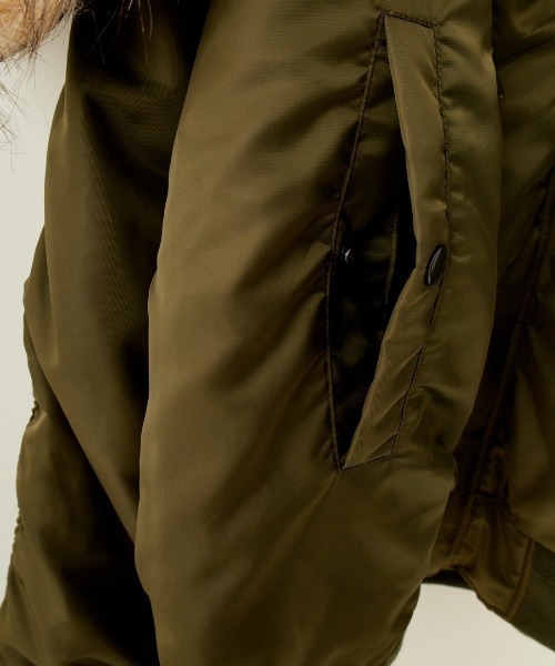 MILITARY（ミリタリー）の「[MILITARY/ミリタリー] N-2B オーバーサイズフライトジャケット（ミリタリージャケット・レディース・カーキ/ブラック・S/XS/L/M）」の15枚目の写真