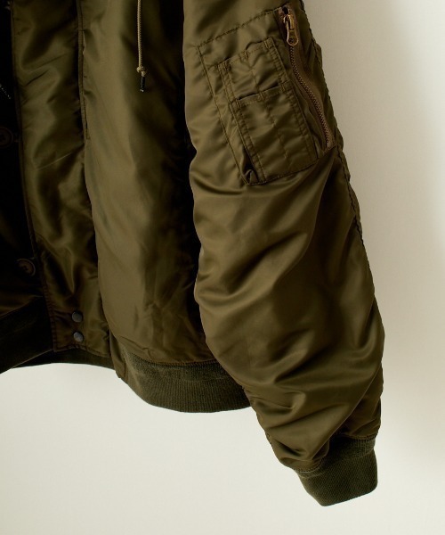 MILITARY（ミリタリー）の「[MILITARY/ミリタリー] N-2B オーバーサイズフライトジャケット（ミリタリージャケット・レディース・カーキ/ブラック・S/XS/L/M）」の16枚目の写真