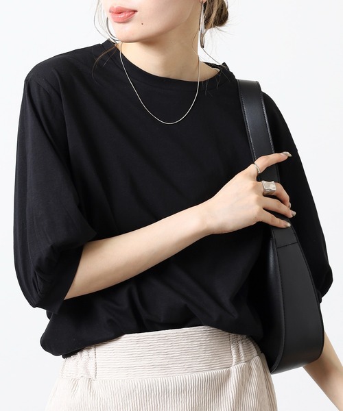 atONE（アットワン）の「ボリューム袖ショート丈カットソー（Tシャツ/カットソー・レディース・チャコールグレー/グレイッシュベージュ/ブラック/モカ/オフホワイト・F）」の22枚目の写真