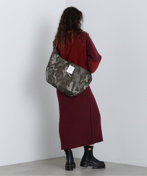 AVIREX（アヴィレックス）の「《限定》BONDING QUILTING SHOULDER BAG/キルティングショルダーバッグ（ショルダーバッグ・レディース・グリーン系カモフラージュ/ブラック系その他/レオパード/ブラック/ネイビー・F）」の18枚目の写真