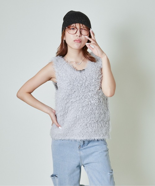 GORGE(ゴージ)の「《前後2WAY×シャギータッチ》レディース ベスト ふわモコ質感 秋冬(ベスト・レディース・ライトグレー/アイボリー/グレイッシュベージュ・F)」の8枚目の写真