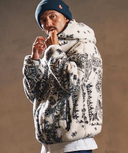 wjk reluxe(ダブルジェーケーリラックス)の「mpa3878-paisley pattern boa fleece parka ボアフリースパーカー(WR25W-18)(パーカー・メンズ・ホワイト/ブラック/グレー・L/M/S)」の1枚目の写真