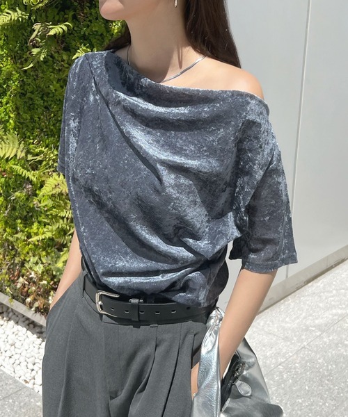 Futier land（フューティアランド）の「ドレープシアーベロア半袖Tシャツ（Tシャツ/カットソー・レディース・アイボリー/ブルー/ブラウン・MEDIUM）」の3枚目の写真