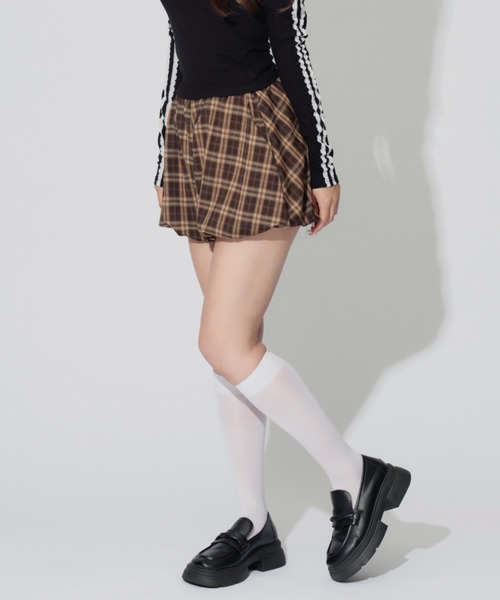 JilLA（ジルア）の「Check Balloon Mini Skirt / チェック柄バルーンミニスカート スカパン（スカート・レディース・アイボリー/ブラウン系その他/ブラウン系その他2/ネイビー/ブラック/ブラウン・L/S/M）」の4枚目の写真