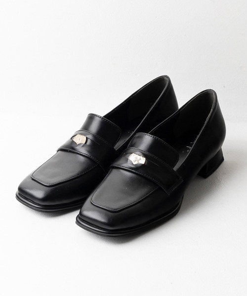 attagirl（アタガール）の「ヒールコインローファー（ローファー・レディース・ブラック/ブラック系その他/ブラウン・23.5cm/23.0cm/22.5cm/22.0cm/24.5cm/24.0cm/25.5cm/25.0cm）」の2枚目の写真