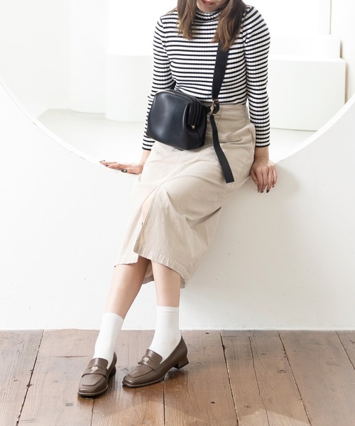 attagirl（アタガール）の「ヒールコインローファー（ローファー・レディース・ブラック/ブラック系その他/ブラウン・23.5cm/23.0cm/22.5cm/22.0cm/24.5cm/24.0cm/25.5cm/25.0cm）」の16枚目の写真