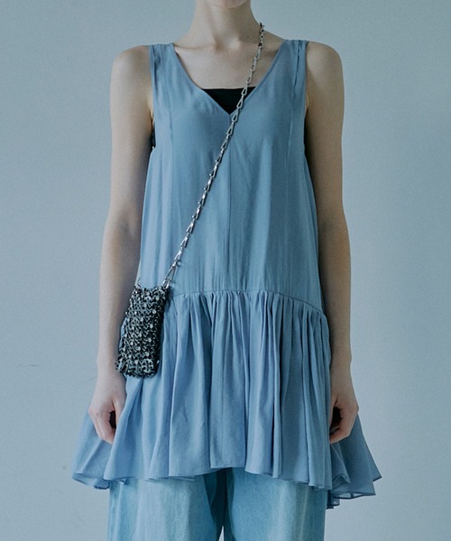 LE CIEL BLEU(ルシェルブルー)の「オーガンザバックボウディテールトップ / Organza Back-Bow Detail Top(シャツ/ブラウス・レディース・ブラック/ライトブルー・36)」の5枚目の写真