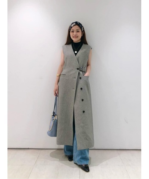 allureville（アルアバイル）の「スケッチフラワースカーフ（バンダナ/スカーフ・レディース・ライトベージュ/ネイビー/オフホワイト・FREE）」の14枚目の写真