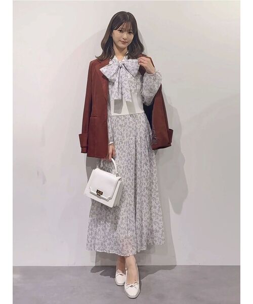 MERCURYDUO（マーキュリーデュオ）の「ウエストリブプリーツワンピース（ワンピース・レディース・オフホワイト/ピンク・SMALL/MEDIUM）」の13枚目の写真