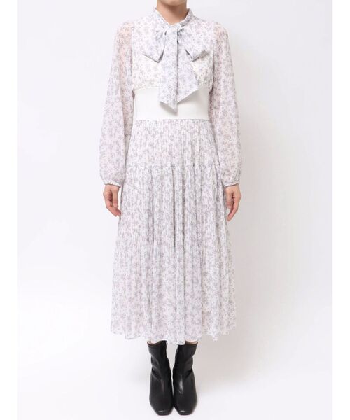 MERCURYDUO（マーキュリーデュオ）の「ウエストリブプリーツワンピース（ワンピース・レディース・オフホワイト/ピンク・SMALL/MEDIUM）」の11枚目の写真