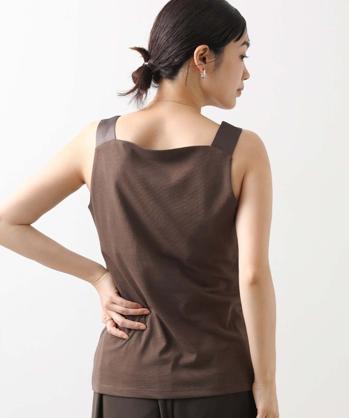 Gready Brilliant（グレディブリリアン）の「フロントサテンスクエアタンク（タンクトップ・レディース・オフホワイト/ブラック/ライトベージュ/ブラウン・38）」の20枚目の写真