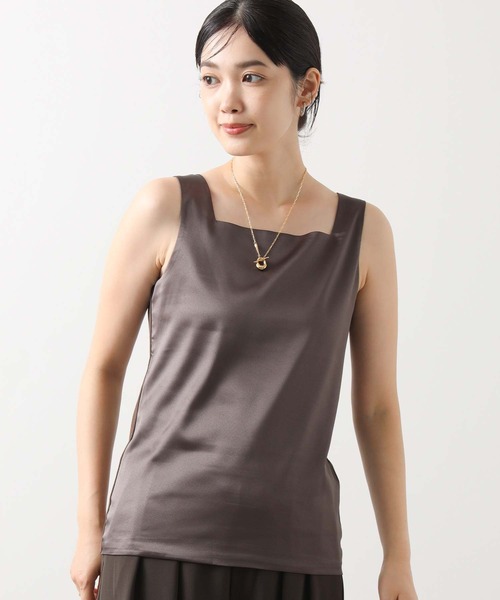 Gready Brilliant（グレディブリリアン）の「フロントサテンスクエアタンク（タンクトップ・レディース・オフホワイト/ブラック/ライトベージュ/ブラウン・38）」の22枚目の写真