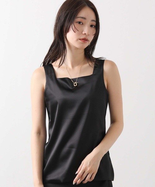 Gready Brilliant（グレディブリリアン）の「フロントサテンスクエアタンク（タンクトップ・レディース・オフホワイト/ブラック/ライトベージュ/ブラウン・38）」の7枚目の写真