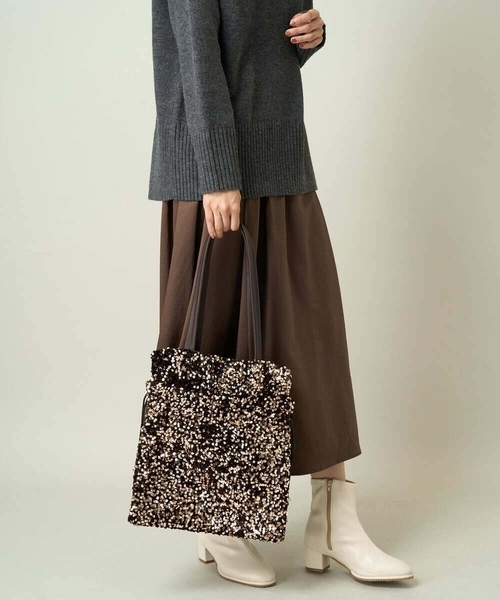 a.v.v（アーヴェヴェ）の「スパンコールトート（トートバッグ・レディース・シルバー/ブラック/ゴールド・38）」の10枚目の写真