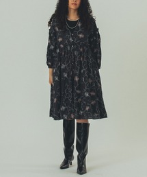 ROSE BUD | (mag.by c)FLOWER EMBROIDERY MINI DRESS(ワンピース)
