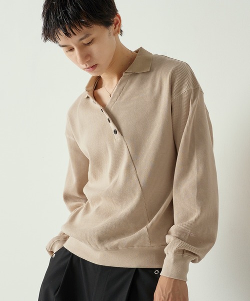 Adoon plain(アドーンプレーン)の「Decorative button Thermal skipper Polo / フェイクボタンサーマルスキッパーポロ(ポロシャツ・メンズ・ライトベージュ/ブラック/ライトグレー・LARGE/MEDIUM)」の11枚目の写真
