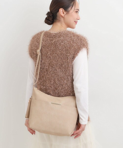 SHOO・LA・RUE（シューラルー）の「ダブルフェイスショルダーバッグ（ショルダーバッグ・レディース・グリーン/ワインレッド/ブルー系その他/グレー/ベージュ/ブラック・00）」の3枚目の写真