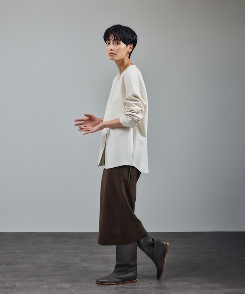 SALON adam et rope'（サロン アダム エ ロペ）の「ダブルクロスロングTシャツブラウス / セットアップ対応（シャツ/ブラウス・レディース・オフホワイト/ブラック/ベージュ系その他・FREE）」の16枚目の写真