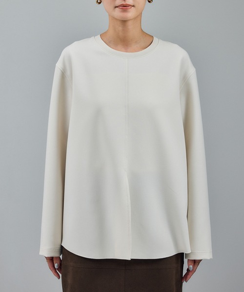 SALON adam et rope'（サロン アダム エ ロペ）の「ダブルクロスロングTシャツブラウス / セットアップ対応（シャツ/ブラウス・レディース・オフホワイト/ブラック/ベージュ系その他・FREE）」の4枚目の写真