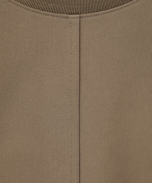 SALON adam et rope'（サロン アダム エ ロペ）の「ダブルクロスロングTシャツブラウス / セットアップ対応（シャツ/ブラウス・レディース・オフホワイト/ブラック/ベージュ系その他・FREE）」の22枚目の写真