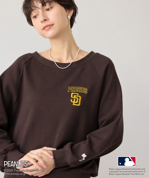 MLB(メジャーリーグベースボール)の「【PEANUTS×MLB COLLECTION by ROPE' PICNIC】オフショルスウェット(スウェット・レディース・チャコールグレー/ライトグレー/ブラウン・FREE)」の1枚目の写真