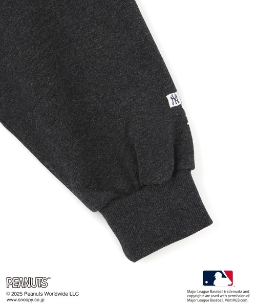 MLB(メジャーリーグベースボール)の「【PEANUTS×MLB COLLECTION by ROPE' PICNIC】オフショルスウェット(スウェット・レディース・チャコールグレー/ライトグレー/ブラウン・FREE)」の9枚目の写真