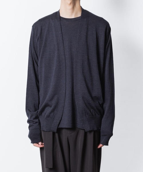 ATTACHMENT（アタッチメント）の「× JOHN SMEDLEY MERINO EXTRAFINE BUTTONLESS V NECK CARDIGAN（カーディガン/ボレロ・メンズ・ブラック/キャメル/ダークグレー/ネイビー・1/2/3/4）」の21枚目の写真