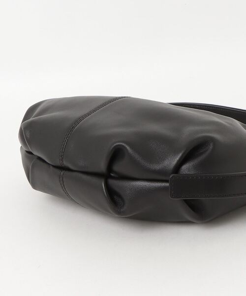 NOTHING WRITTEN ブラックショルダーバッグ NOTHING WRITTEN / ナッシングリトゥン POCKET SHOULDER BAG