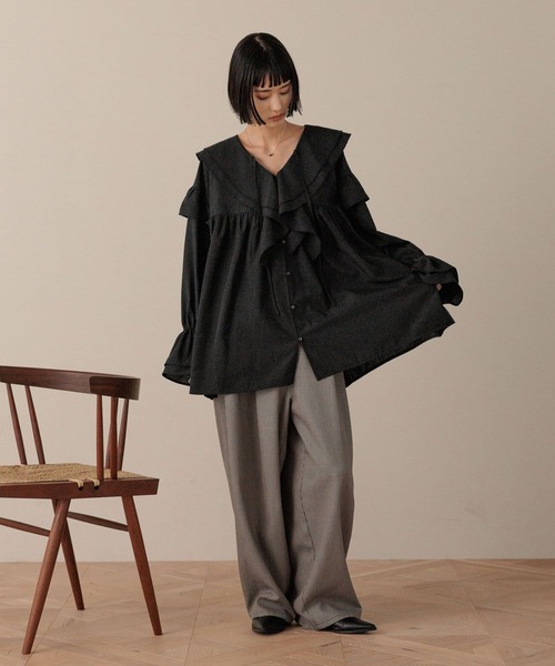 LOWRYS FARM（ローリーズファーム）の「フリルチュニックブラウス　593184（シャツ/ブラウス・レディース・ドット/オフホワイト/アイボリー/ブラック・FREE）」の7枚目の写真