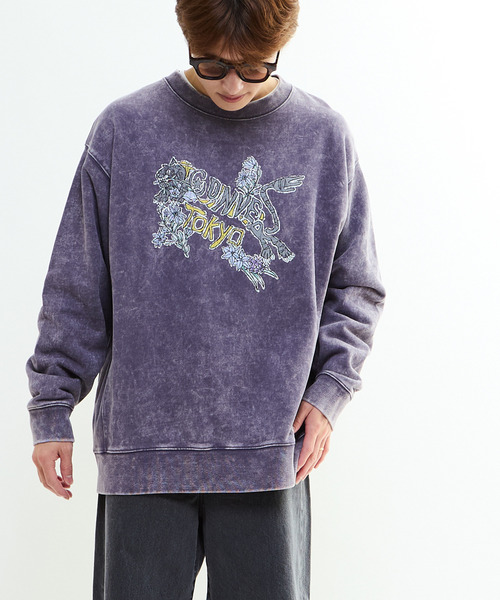 CONVERSE TOKYO（コンバーストウキョウ）の「FLOWER TIGER LOGO SWEAT（スウェット・レディース・パープル/ブラック/ブルー・SMALL/MEDIUM）」の9枚目の写真