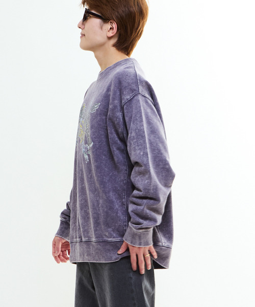 CONVERSE TOKYO（コンバーストウキョウ）の「FLOWER TIGER LOGO SWEAT（スウェット・レディース・パープル/ブラック/ブルー・SMALL/MEDIUM）」の11枚目の写真