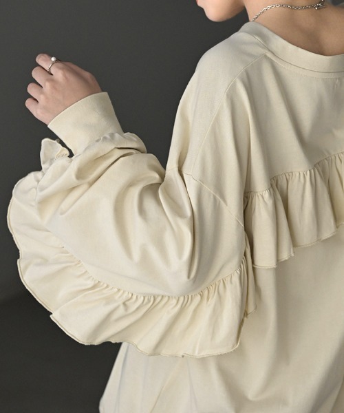 HUG.U（ハグユー）の「バックフリルロンT（Tシャツ/カットソー・レディース・ブラック/クリーム/ライトグレー/ライトベージュ・FREE）」の16枚目の写真