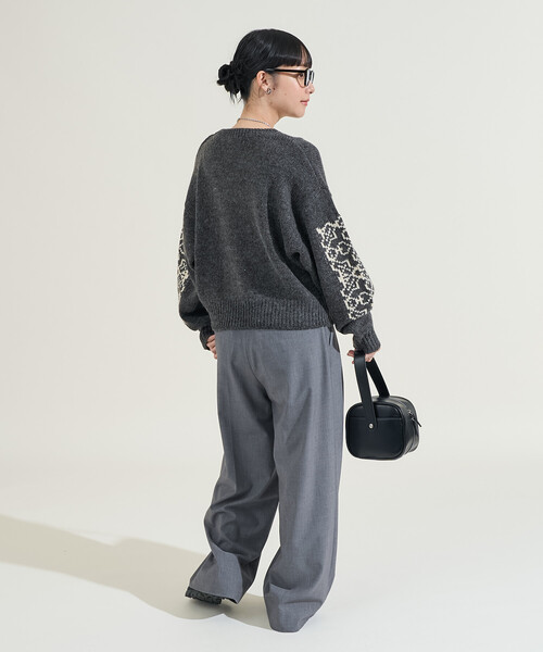 4回使用・FLR FNT-5 ニット素材 サイズ42 27cm 幅広ワイド 大きいサイズ かるfuwaビッグシルエットロゴニットプルオーバー