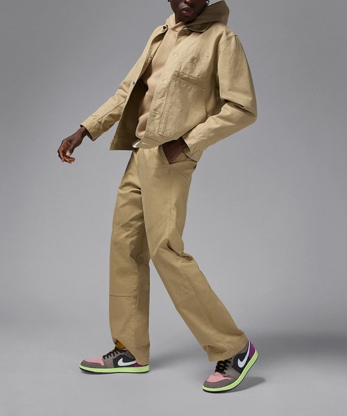 JORDAN BRAND(ジョーダンブランド)の「NIKE AIR JORDAN 1 LOW SE HQ2010-005(スニーカー・メンズ・グレー・27.5cm/27cm/26.5cm/26cm/28cm)」の9枚目の写真