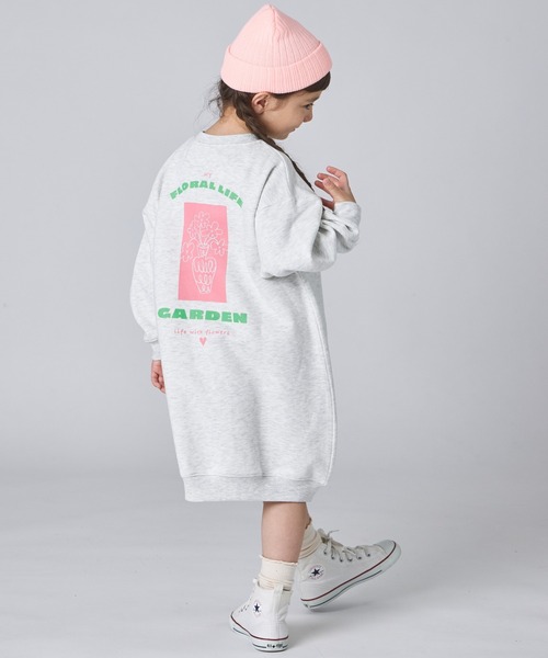 pairmanon（ペアマノン）の「【ぬくふわ】裏起毛 ガールズ  バックプリント スウェットワンピース（ワンピース・キッズ・ブラウン/イエロー/オートミール・150/90/100/110/120/130/140）」の5枚目の写真