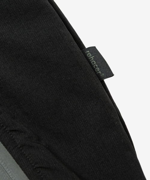 rehacer(レアセル)の「rehacer : Twist Line Shell Jacket / ツイストラインシェルジャケット(ダウンジャケット/コート・メンズ・ブラック/パープル/ベージュ・LARGE/MEDIUM/SMALL)」の16枚目の写真