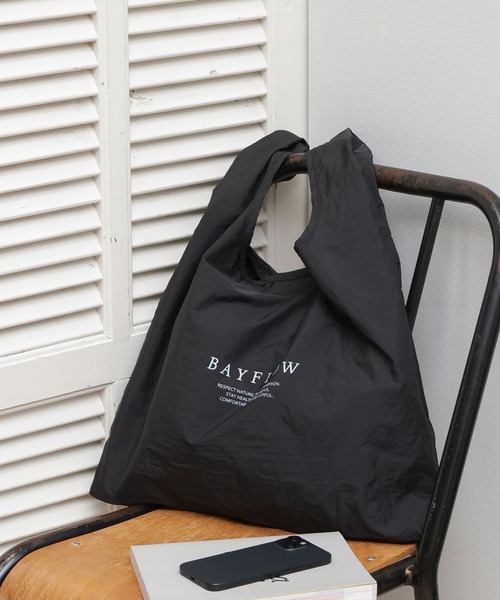 BAYFLOW（ベイフロー）の「[パッカブル可能]BFロゴエコバッグ（エコバッグ/サブバッグ・レディース・グレー/ブラック/カーキ/オリーブ/ブルー/ピンク/ホワイト/パープル/イエロー/オレンジ・0）」の3枚目の写真