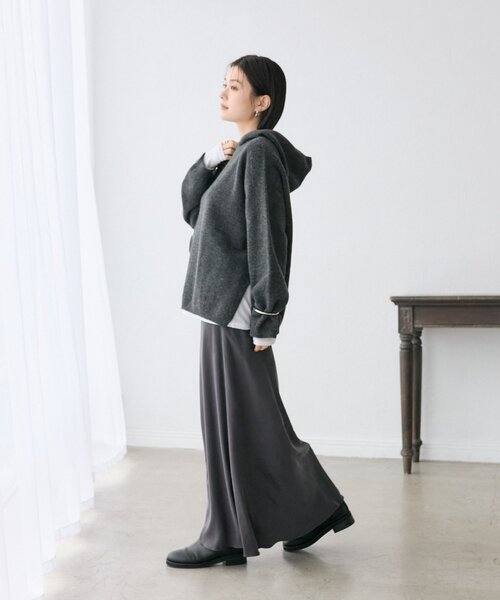 RIVE DROITE(リヴドロワ)の「【フードがアクセントに】ウール100ホールガーメントフーディ(ニット/セーター・レディース・チャコールグレー/オフホワイト・FREE)」の16枚目の写真